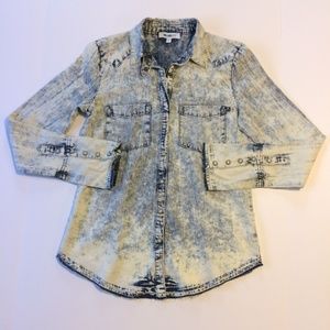 William Rast Shirt Junior's Size XS Blue Acid Wash